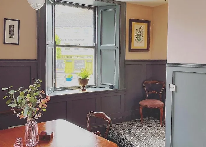 No. 1 Bridge Street * Вэстпорт