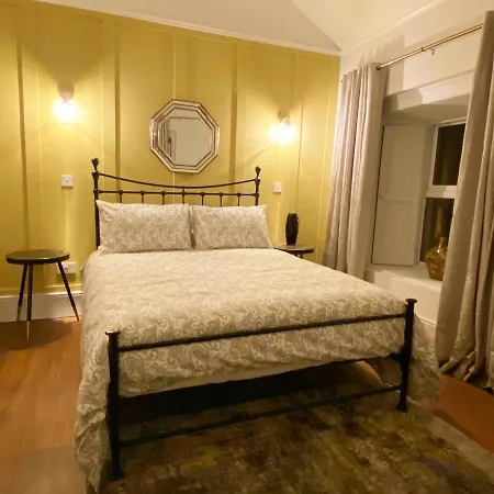 No. 1 Bridge Street Apartment