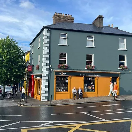 No. 1 Bridge Street * Westport